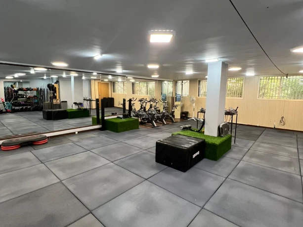 مجموعه ورزشی دیوا