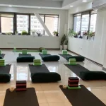 باشگاه یوگا مروارید آبی