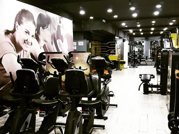 باشگاه بدنسازی راک (Rock Gym)