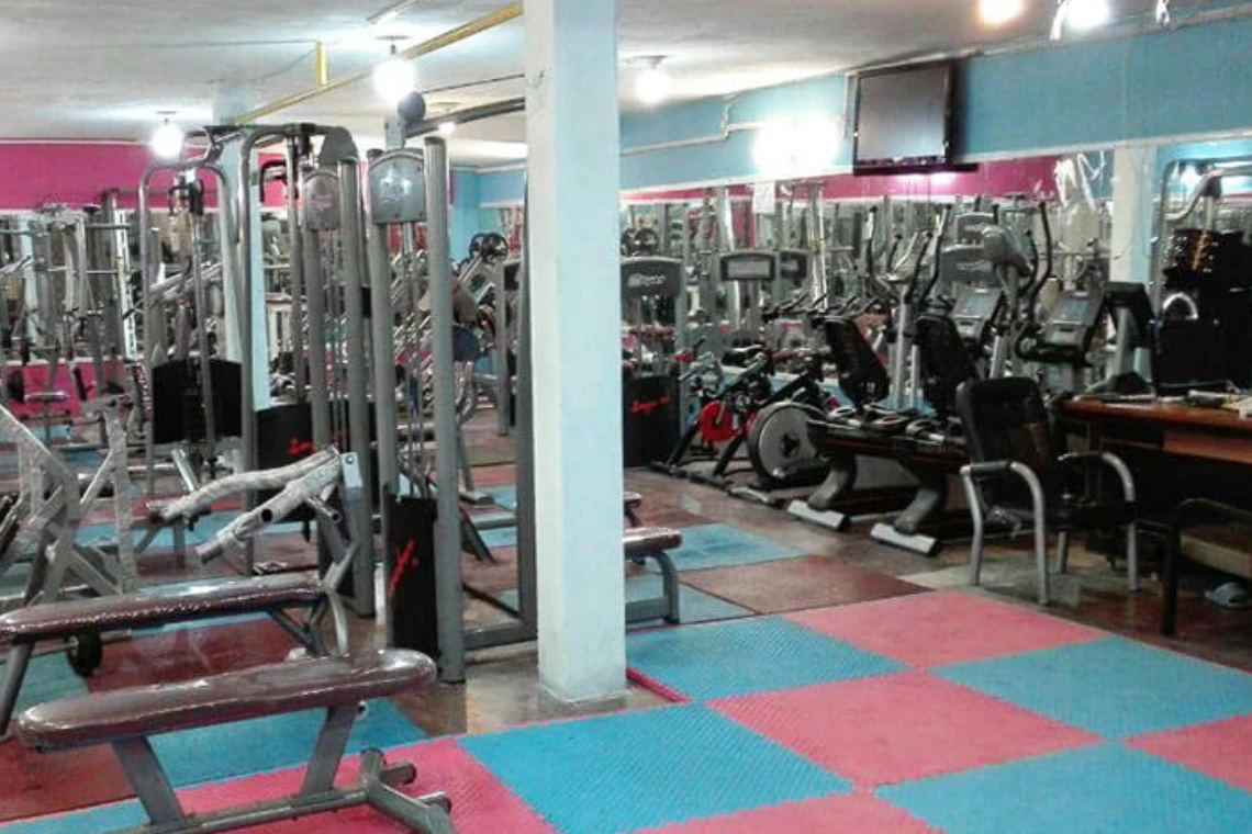 باشگاه دنیس