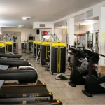 باشگاه حس برتر خیابان پیروزی