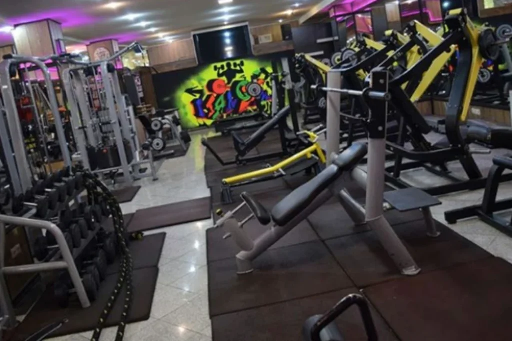 باشگاه آی تن itan gym (شعبه آقایان)