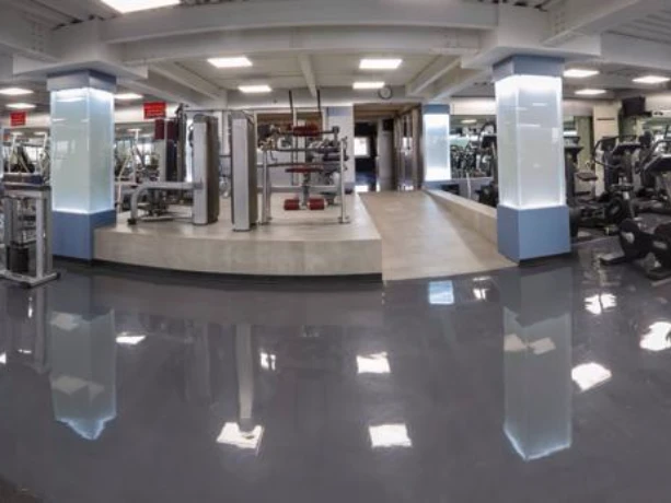 باشگاه بدنسازی مکس