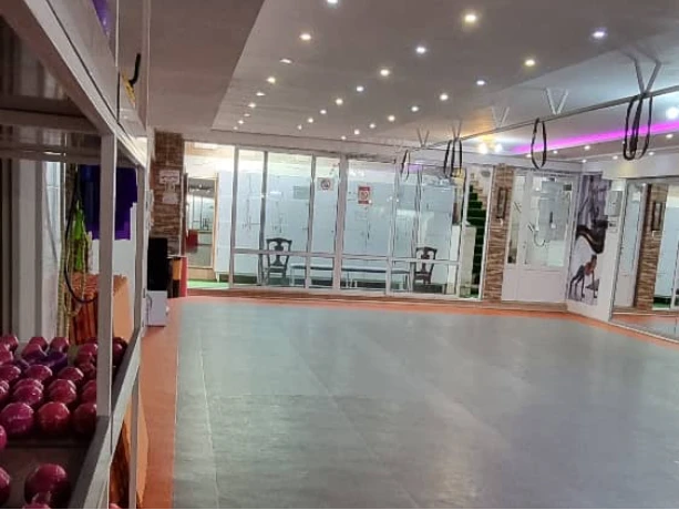 باشگاه ستاره شریف