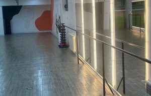 2353350_10434853--باشگاه-ورزشی-دم