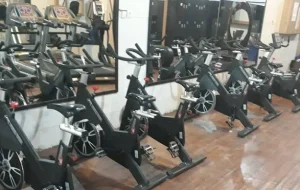 باشگاه بدنسازی آبتین