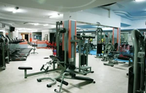 باشگاه بدنسازی فرنام