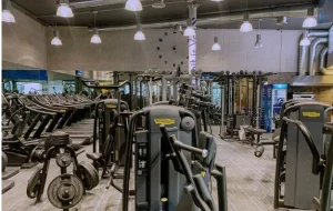 باشگاه بدنسازی فرصت زندگی