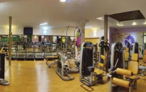 باشگاه بدنسازی شاهکار