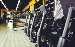 باشگاه بدنسازی آج شعبه تهرانپارس