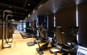 مجموعه ورزشی انرژی (شعبه ولنجک)