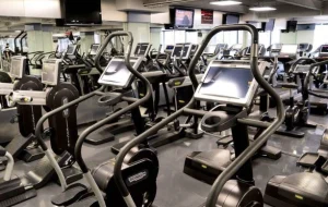 باشگاه ورزشی مکث