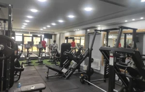 باشگاه بدنسازی راشا